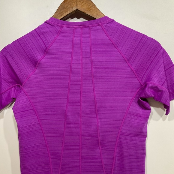 Athleta Quarter Zip Pacifica workout top - Picture 10 of 13